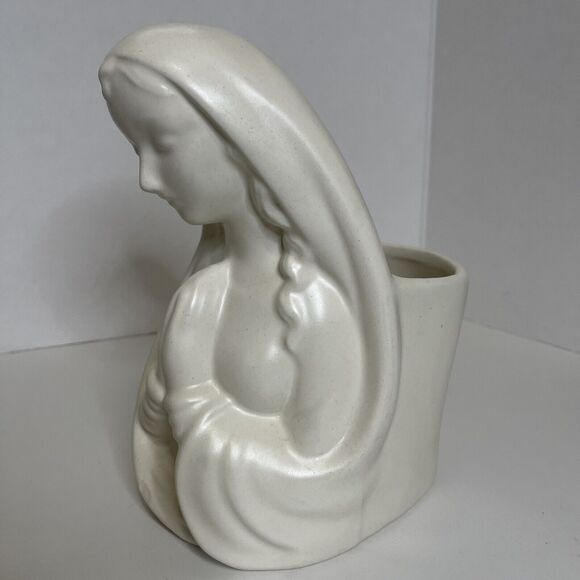 Vintage Haegar Praying Madonna Ceramic planter Made In U.S.A - Picture 4 of 14